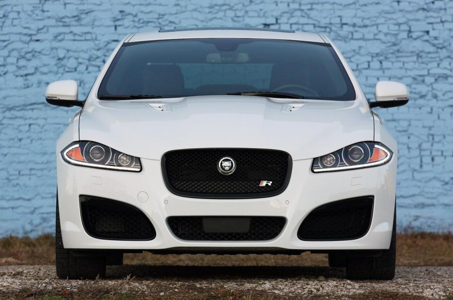  Jaguar XFR 2012 года  (фото 6 из 46)
